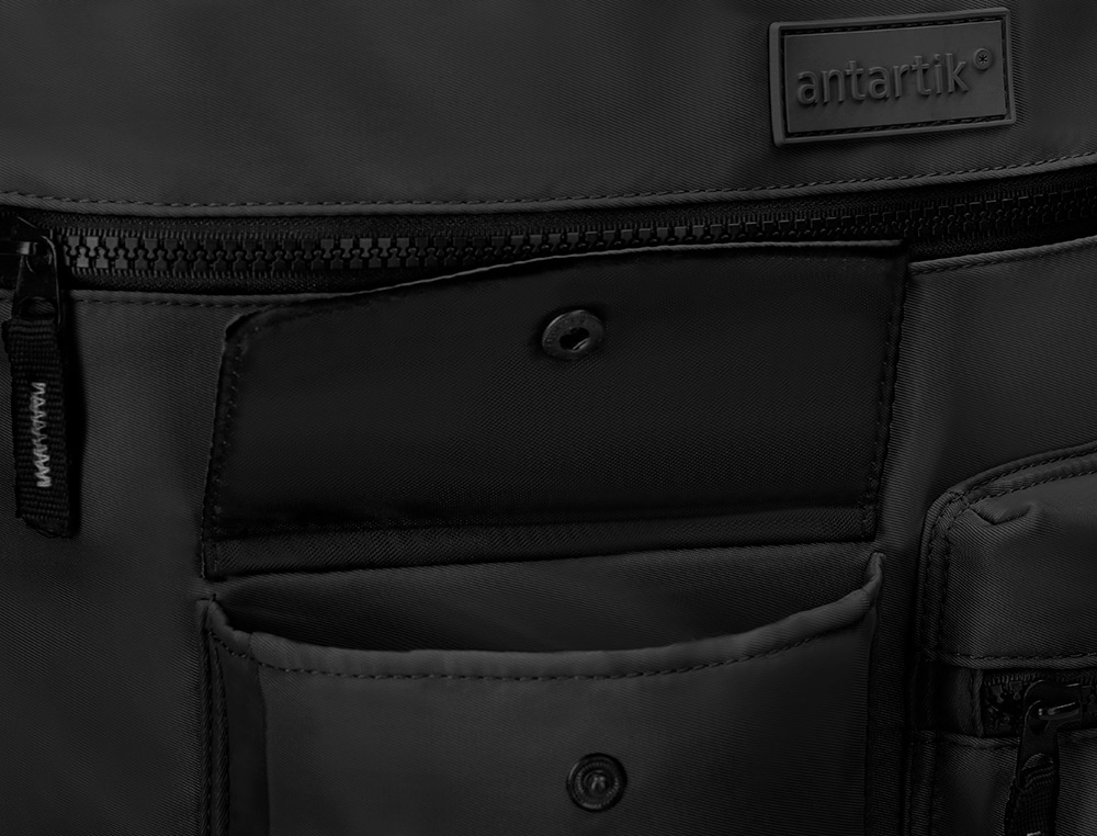 MOCHILA ANTARTIK BOLSO FLIP BAG CON ACOLCHADO PARA PORTATIL 15'' COLOR NEGRO 400X120X390 MM