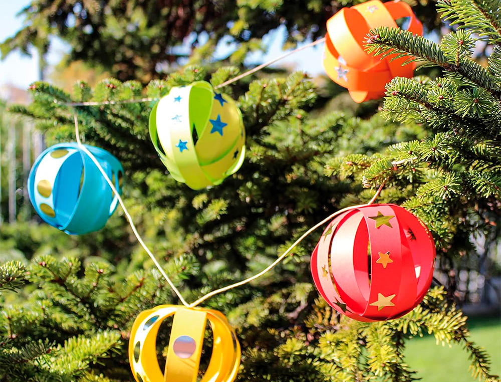 GOMETS LIDERPAPEL AUTOADHESIVO ESTRELLAS DORADAS SURTIDAS BOLSA DE 5 HOJAS CON 200 UNIDADES