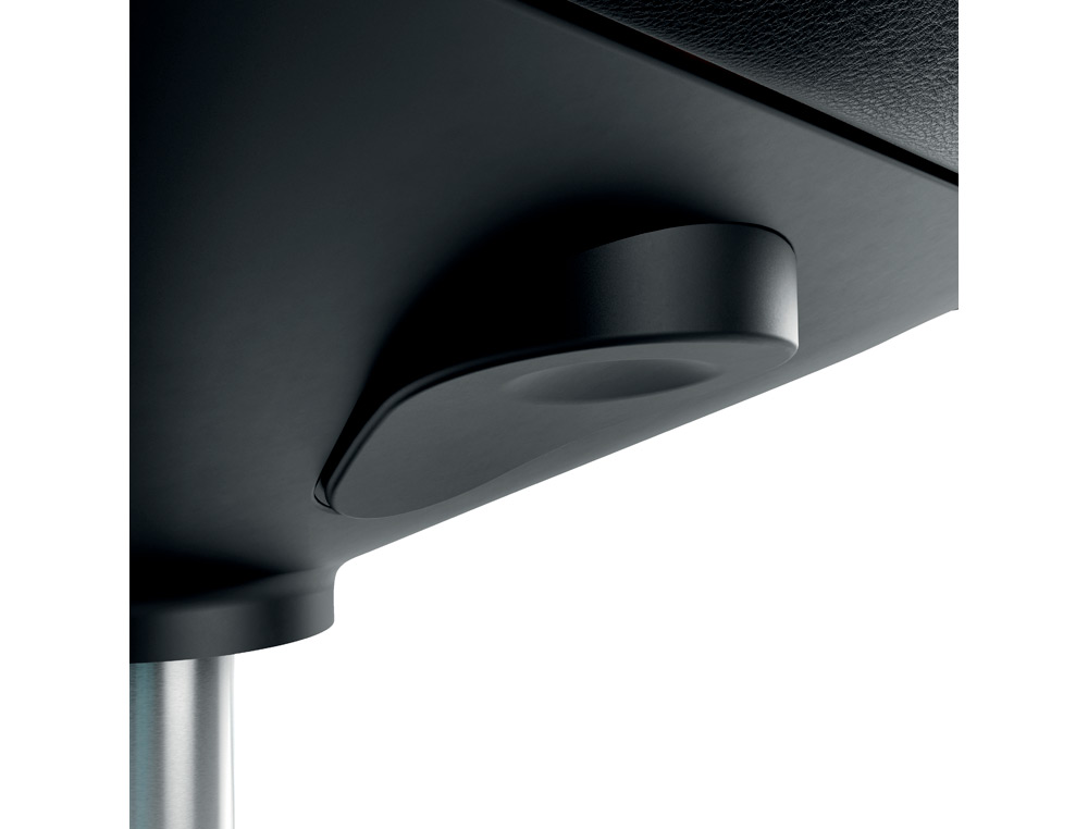 TABURETE LEITZ ERGO CON ASIENTO TRIANGULAR 5 RUEDAS GIRATORIAS REGULABLE EN ALTURA HASTA 59 CM NEGRO